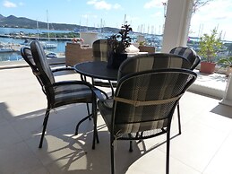 Apartment With Terrace for 4 People