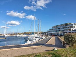 Apartment With Terrace for 4 People