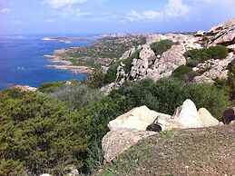 Apartment With Terrace for 4 People
