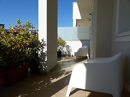 Apartment With Terrace for 4 People