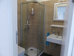 Apartment With Terrace for 4 People