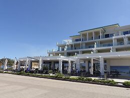 Apartment With Terrace for 4 People