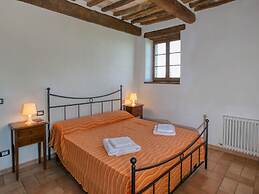 Beautiful Mansion With Pool in Sant'angelo