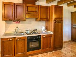 Beautiful Mansion With Pool in Sant'angelo