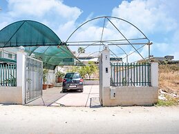 Simplistic Villa in Scoglitti near Sea Beach