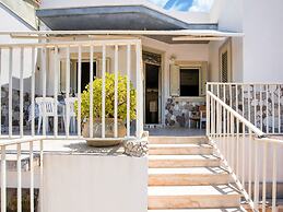 Simplistic Villa in Scoglitti near Sea Beach
