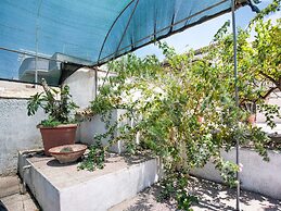 Simplistic Villa in Scoglitti near Sea Beach