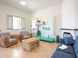 Simplistic Villa in Scoglitti near Sea Beach