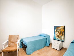 Simplistic Villa in Scoglitti near Sea Beach