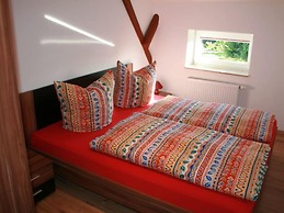 Schoene Ferienwohnung mit Garten in Robertsdorf