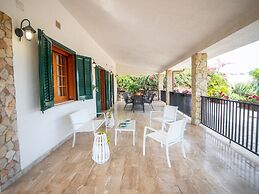 Belvilla by OYO La Vela Nove