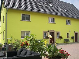 Charming Flat in Sebnitz With Garden