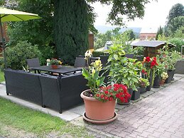 Charming Flat in Sebnitz With Garden