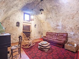 Holiday Home in Stilo With Pool & Views