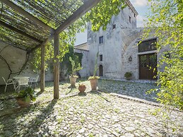 Holiday Home in Stilo With Pool & Views