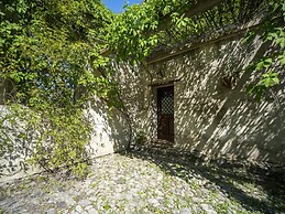 Holiday Home in Stilo With Pool & Views