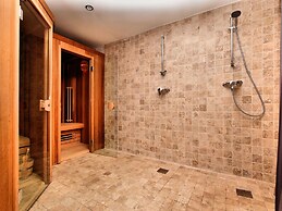 Spacious Villa in Durbuy With Sauna