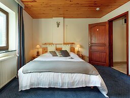 Group Getaway With Sauna