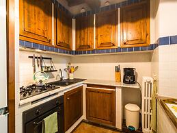 Holiday Home in Town Center with Pool, Garden, Hot Tub