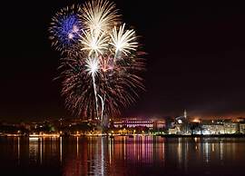 Apartment in Murter With Bubble Bath