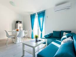 Lush Apartment in Omisalj Near Seabeach