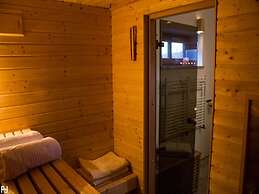 Comfy Holiday Home in Bunjevci With Hot Tub