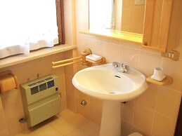 Belvilla by OYO Enticing Holiday Home With Pool