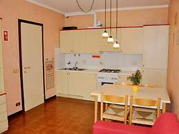 Belvilla by OYO Enticing Holiday Home With Pool