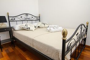 Apartment in Murter With Swimming Pool