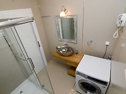 Apartment in Murter With Swimming Pool