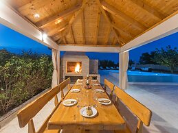 Modern Home in Quiet Pristeg