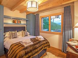 Unique Holiday Home in Heremence in the ski Area