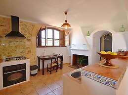 Belvilla by OYO Albadallet