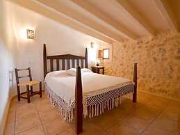 Belvilla by OYO Albadallet