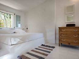 Belvilla by OYO Casa Blu