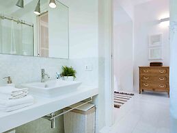 Belvilla by OYO Casa Blu