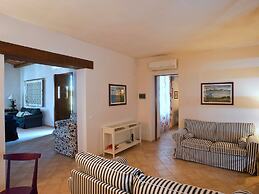 Belvilla by OYO Ager Costa