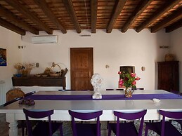 Belvilla by OYO Ager Costa