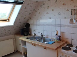 Lovely Apartment in Beckerwitz near Terrace