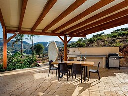 Villa in Castellammare del Golfo With Pool