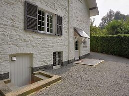 Villa White in Spa With Pool