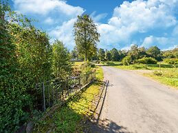 Villa White in Spa With Pool