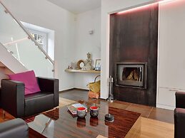 Villa White in Spa With Pool