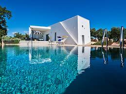 Belvilla by OYO La Villa