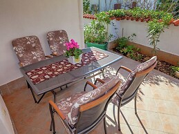 Apartment in Kvarner With Bubble Bath