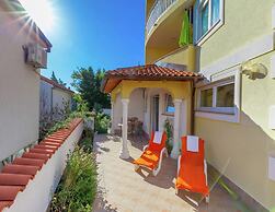 Apartment in Kvarner With Bubble Bath