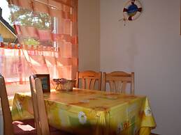 Geraeumige Ferienwohnung mit Garten