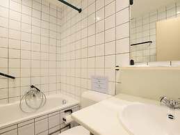 Alluring Farmhouse in Lavacherie with Hot Tub