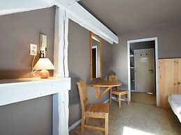 Alluring Farmhouse in Lavacherie with Hot Tub