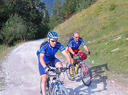 Lake-view Holiday Home in Tremosine for Couples With 2 Pools